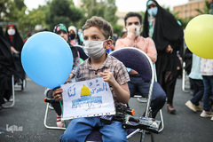 گردهم‌آیی بزرگ بچه‌ها واسباب‌بازی‌ها به نشان دوستی با بچه‌‌های فلسطین