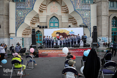 گردهم‌آیی بزرگ بچه‌ها واسباب‌بازی‌ها به نشان دوستی با بچه‌‌های فلسطین