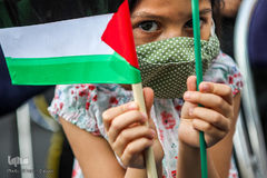 گردهم‌آیی بزرگ بچه‌ها واسباب‌بازی‌ها به نشان دوستی با بچه‌‌های فلسطین