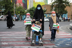 گردهم‌آیی بزرگ بچه‌ها واسباب‌بازی‌ها به نشان دوستی با بچه‌‌های فلسطین