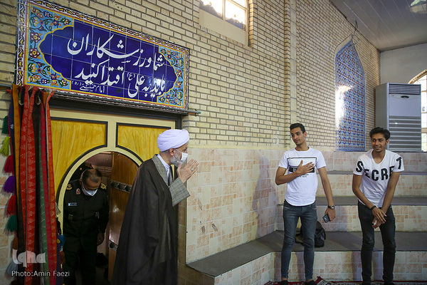 مراسم تجلیل از پهلوانان زورخانه ای در شیراز