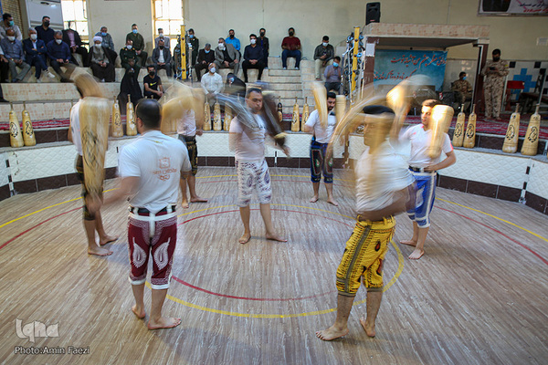 مراسم تجلیل از پهلوانان زورخانه ای در شیراز