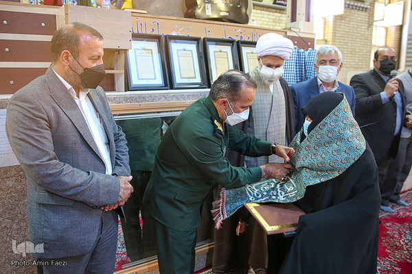 مراسم تجلیل از پهلوانان زورخانه ای در شیراز