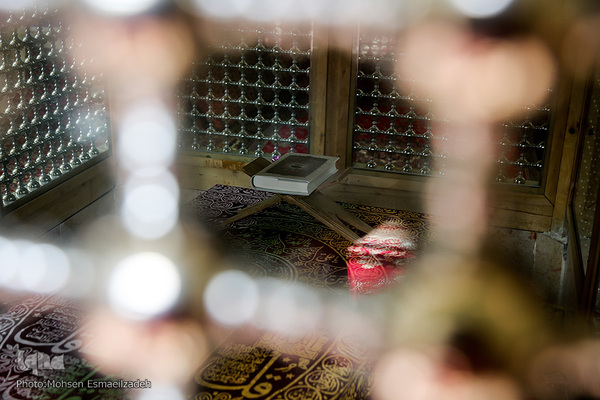 بقعه امامزاده سيد احمد(ع) روستای «بيدخور» از توابع شهرستان جوین در ۲۹۰ کیلومتری مشهدخراسان رضوی