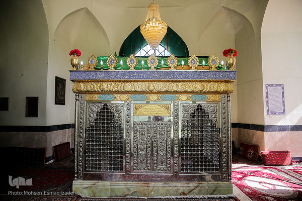 بقعه امامزاده سيد احمد(ع) روستای «بيدخور» از توابع شهرستان جوین در ۲۹۰ کیلومتری مشهدخراسان رضوی