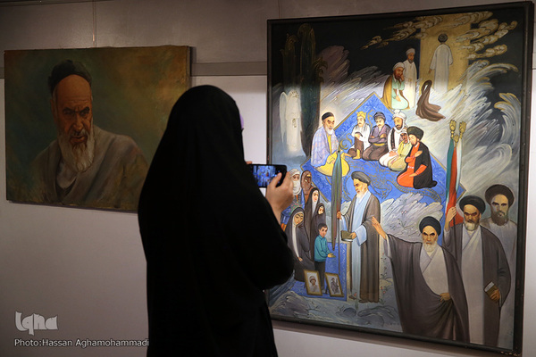 مراسم افتتاحیه نمایشگاه نقاشی «سوگ آفتاب» در نگارخانه ابوالفضل عالی حوزه هنری