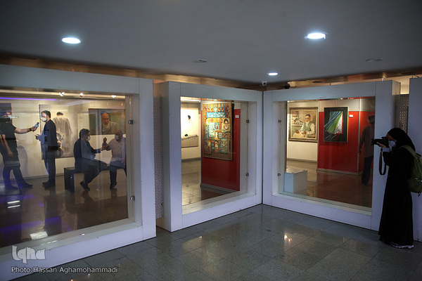 مراسم افتتاحیه نمایشگاه نقاشی «سوگ آفتاب» در نگارخانه ابوالفضل عالی حوزه هنری