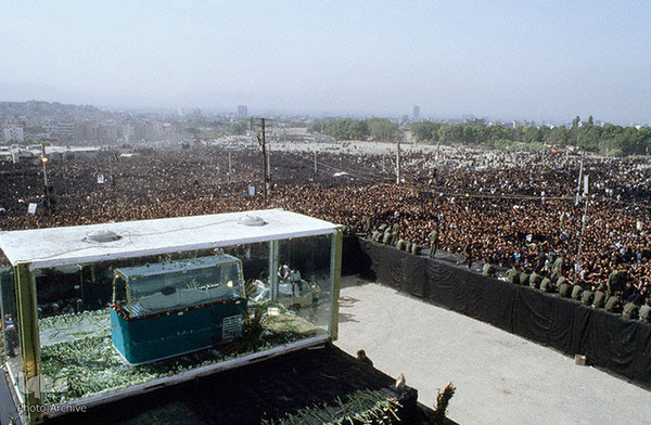 تشییع تاریخی امام خمینی(ره)