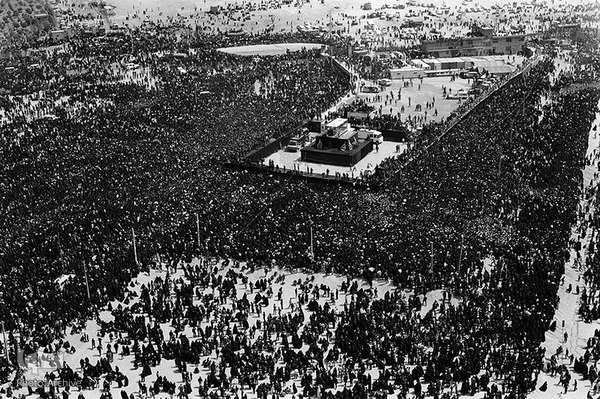 تشییع تاریخی امام خمینی(ره)