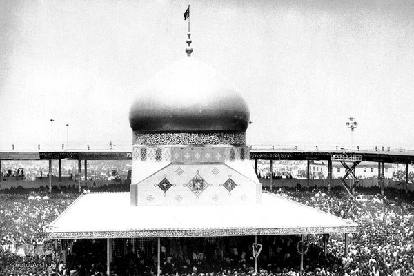 تشییع تاریخی امام خمینی(ره)