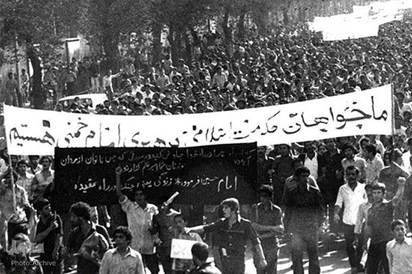 قیام خونین ۱۵خرداد۴۲