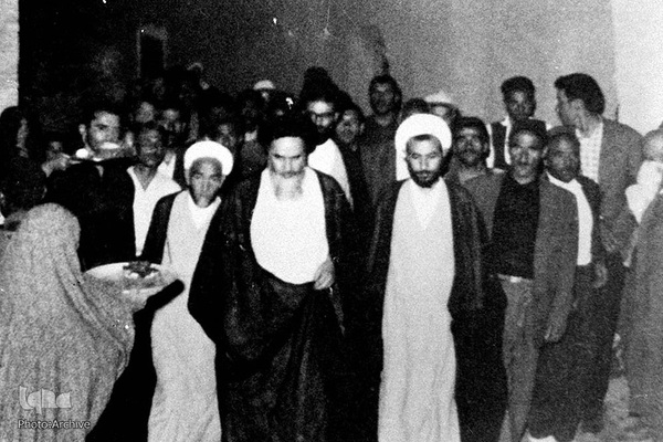 قیام خونین ۱۵خرداد۴۲