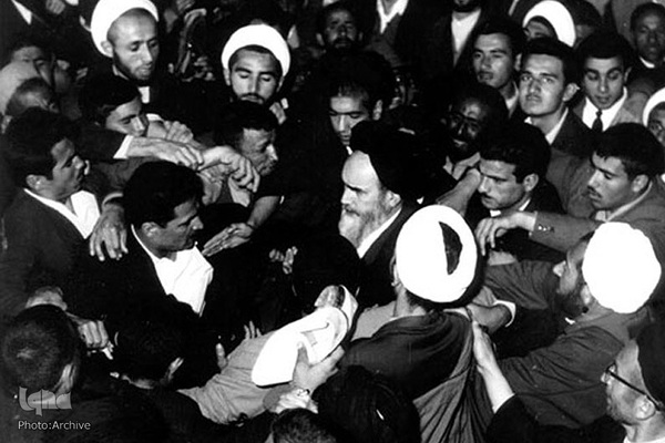 قیام خونین ۱۵خرداد۴۲