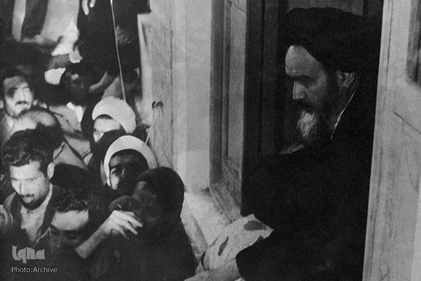 قیام خونین ۱۵خرداد۴۲