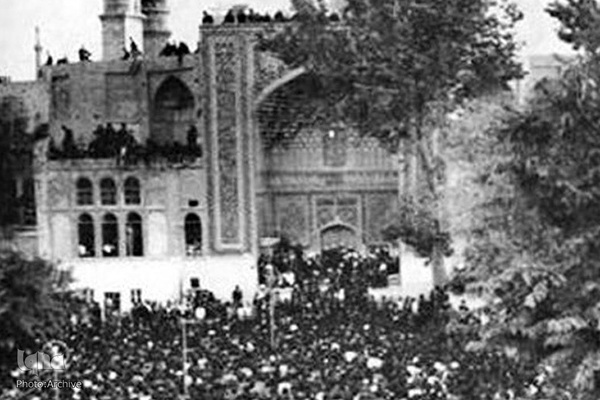 قیام خونین ۱۵خرداد۴۲