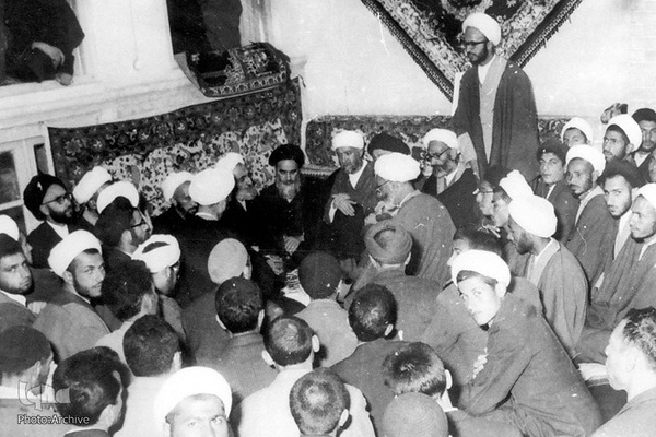 قیام خونین ۱۵خرداد۴۲