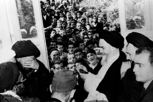 قیام خونین ۱۵خرداد۴۲