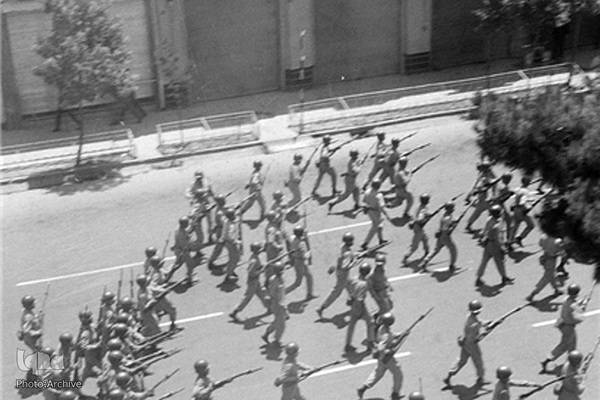 قیام خونین ۱۵خرداد۴۲