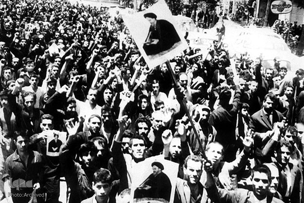 قیام خونین ۱۵خرداد۴۲