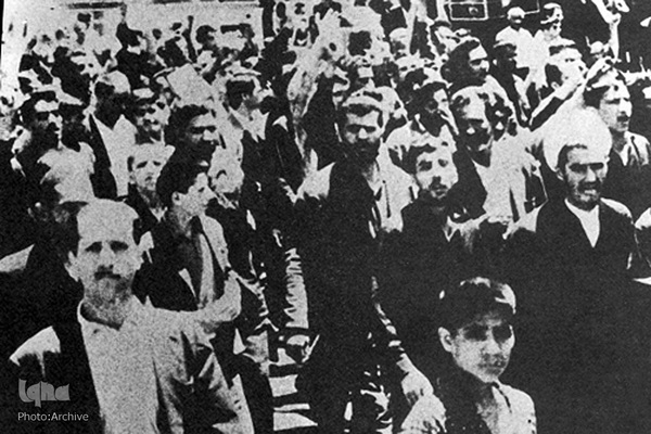 قیام خونین ۱۵خرداد۴۲