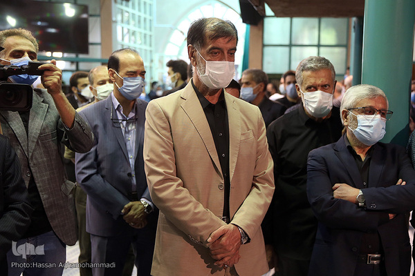 مراسم تشییع پیکر مرحوم حجت الاسلام والمسلمین علی اکبر محتشمی پور در جماران