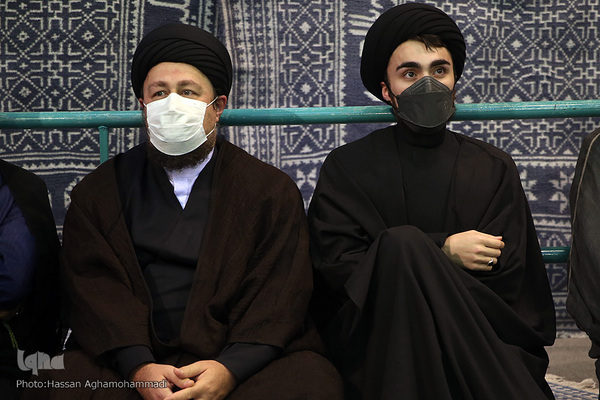 مراسم تشییع پیکر مرحوم حجت الاسلام والمسلمین علی اکبر محتشمی پور در جماران