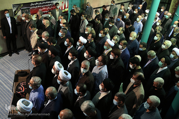 مراسم تشییع پیکر مرحوم حجت الاسلام والمسلمین علی اکبر محتشمی پور در جماران