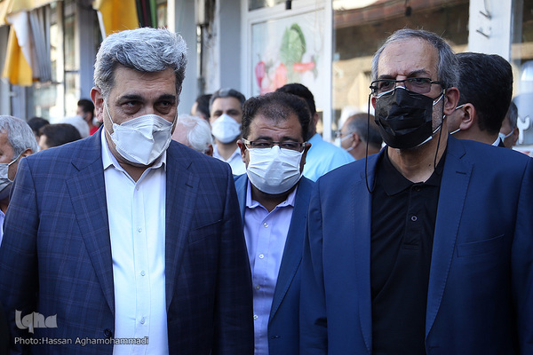 مراسم تشییع پیکر مرحوم حجت الاسلام والمسلمین علی اکبر محتشمی پور در جماران