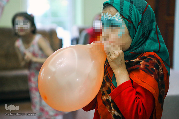 جشن روز دختر در خیریه طلیعه مهر طاها