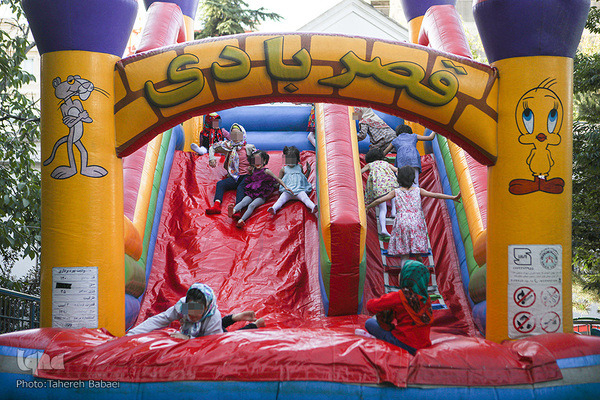 جشن روز دختر در خیریه طلیعه مهر طاها