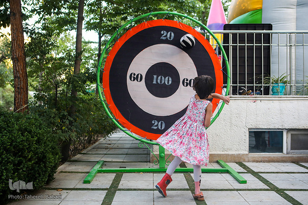 جشن روز دختر در خیریه طلیعه مهر طاها