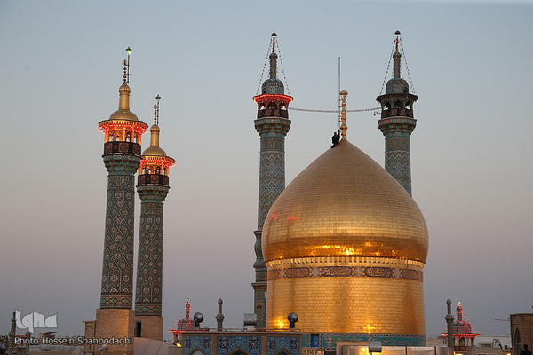 حرم نورانی کریمه حضرت معصومه(س) کریمه اهل بیت(ع) در شهر مقدس قم