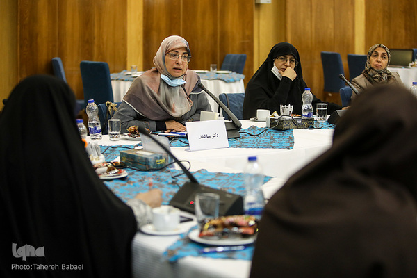 نشست تخصصی گفتگوی خانواده