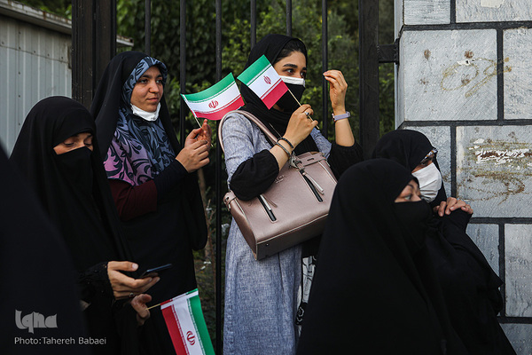 جشن خیابانی دهه کرامت در تهران