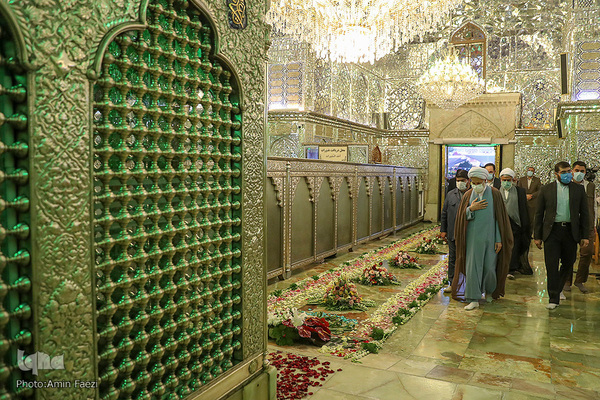 گلباران حرم مطهر امین ولایت