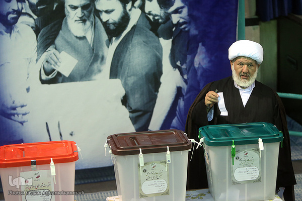 انتخابات ۱۴۰۰ در حسینیه جماران