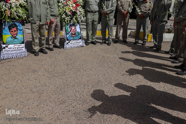 تشییع محیط بانان شهید زنجانی