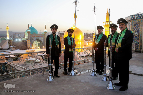 مراسم نقاره‌زنی حرم مطهر رضوی در آستانه میلاد امام رضا(ع)