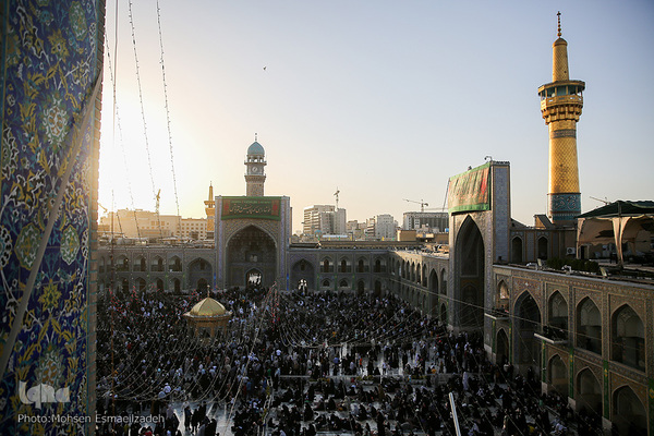 مراسم نقاره‌زنی حرم مطهر رضوی در آستانه میلاد امام رضا(ع)