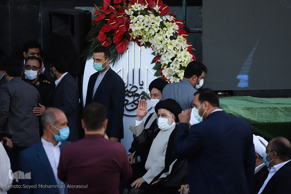 سخنرانی رییس‌جمهور منتخب در حرم مطهر رضوی