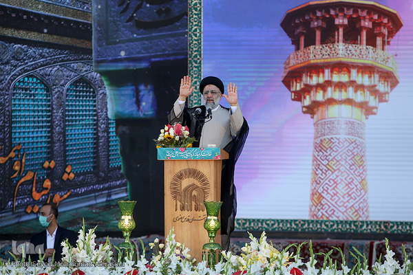 سخنرانی رییس‌جمهور منتخب در حرم مطهر رضوی