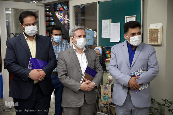 بازدید علی محمدی، معاون فرهنگی دانشگاه فرهنگیان از تحریریه ایکنا