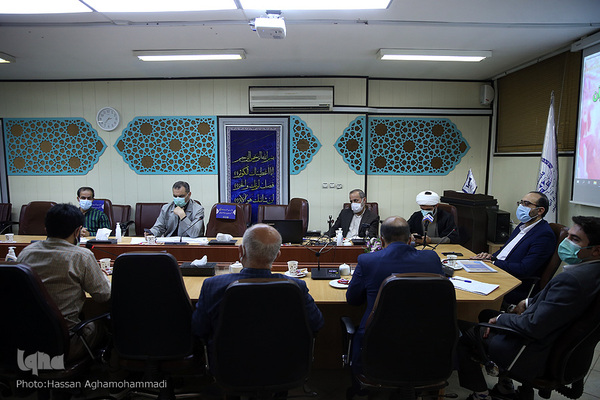 نشست نقد و بررسی اولین نمایشگاه مجازی قرآن کریم