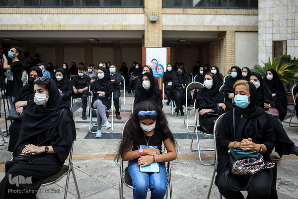 مراسم یادبود مهشاد کریمی خبرنگار فقید ایسنا