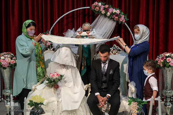 مراسم ازدواج آسان در هم‌نمک