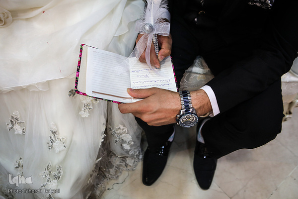 مراسم ازدواج آسان در هم‌نمک