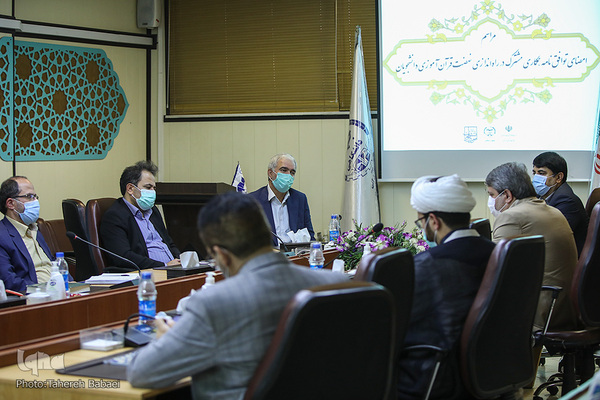 امضای توافق نامه همکاری مشترک در راه‌اندازی نهضت قرآن آموزی دانشجویان