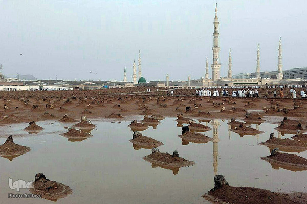 حرم بی نشان باقر آل محمد(ص) در قبرستان بقیع