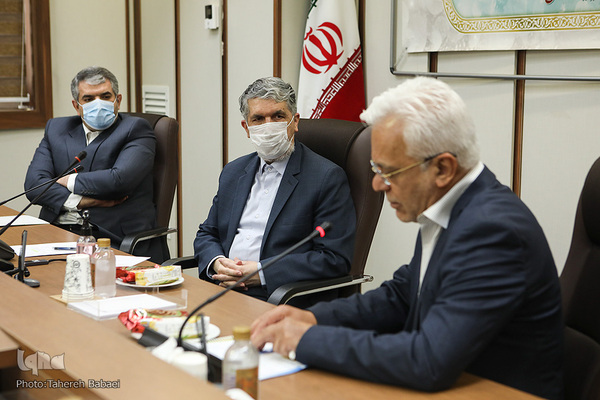 نشست اعضای هیيت مدیره اتحادیه با وزیر ارشاد
