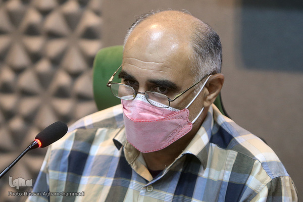 نشست بررسی هویت ملی و زبان فارسی